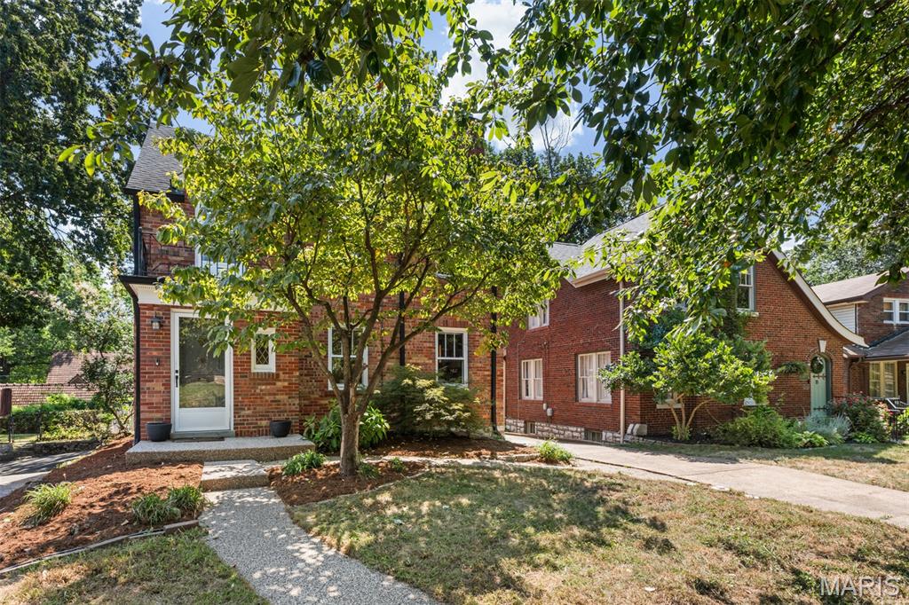 Photo of 7418 Stanford Avenue St Louis MO 63130