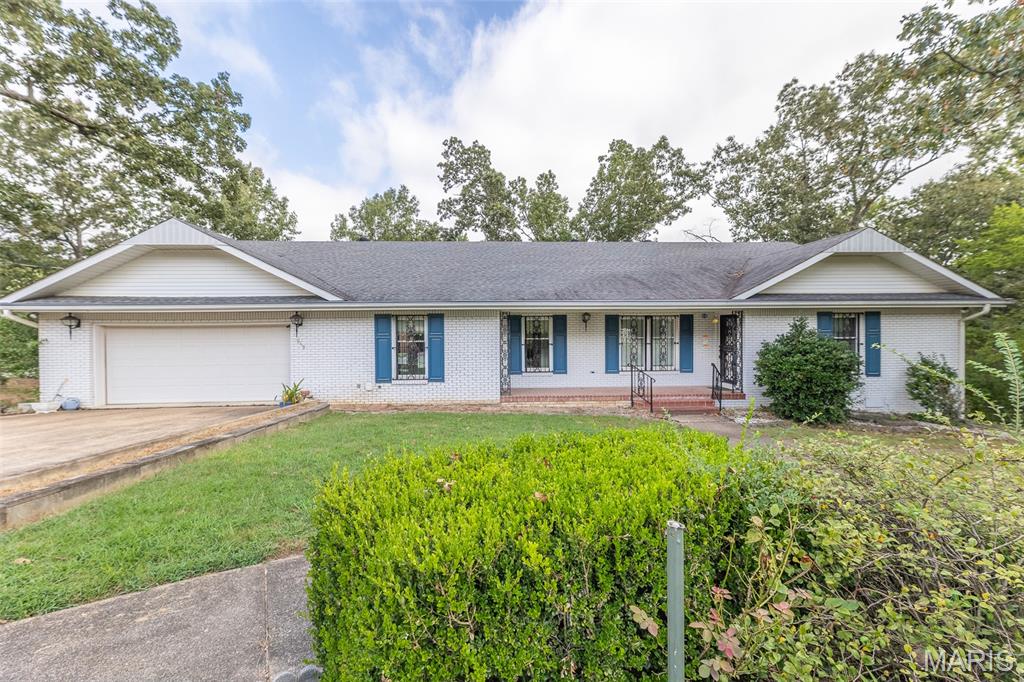 Photo of 949 Robin Lane Poplar Bluff MO 63901