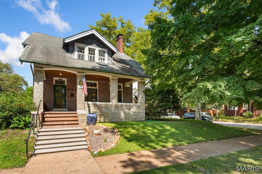 Photo of 1103 Bellerive Boulevard St Louis MO 63111