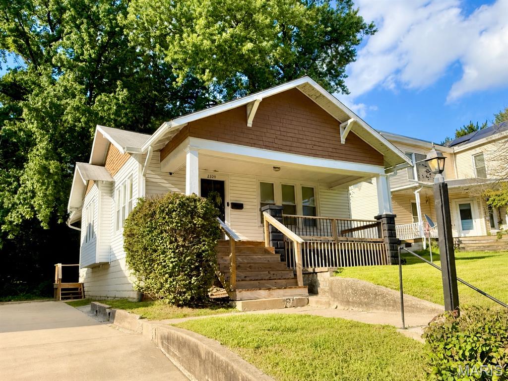 Photo of 2320 Sanford Avenue Alton IL 62002