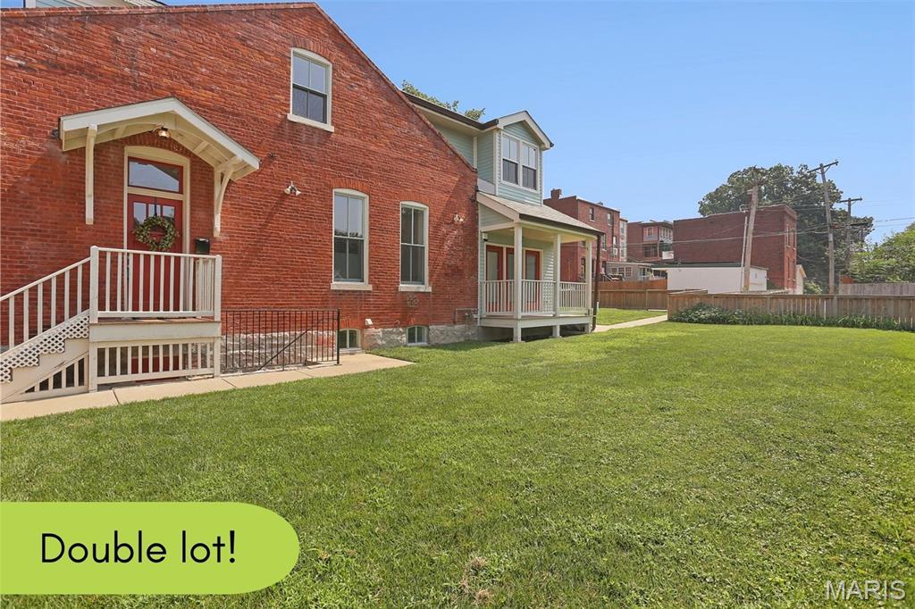 Photo of 2704 McNair Avenue St Louis MO 63118