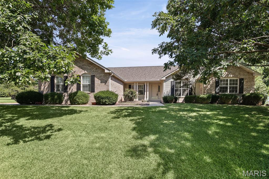 Photo of 2036 Cedarwood Trail Belleville IL 62226