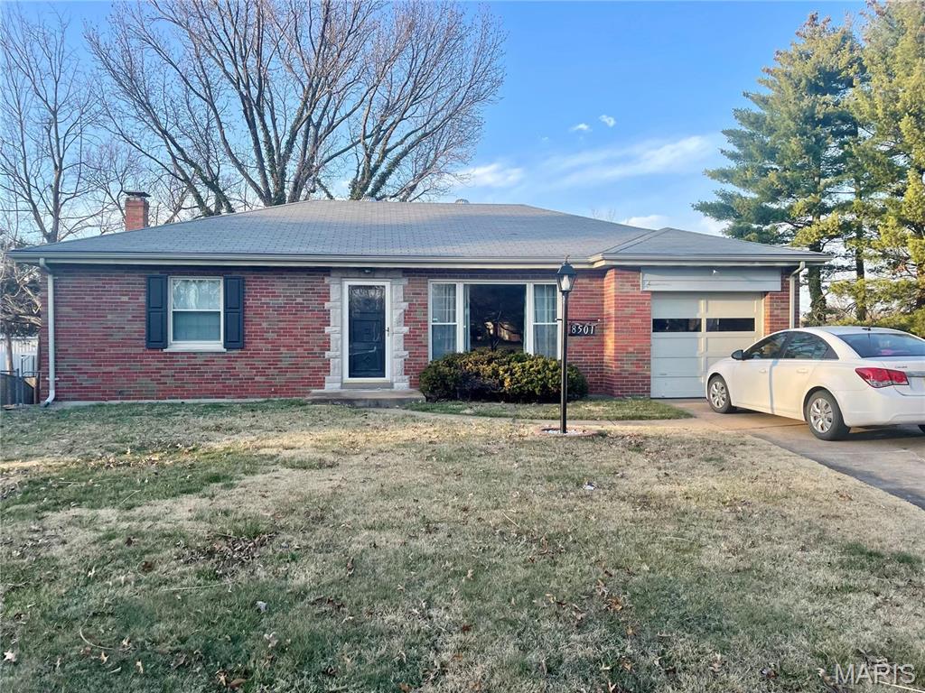 Photo of 8501 Grantshire Lane St Louis MO 63123