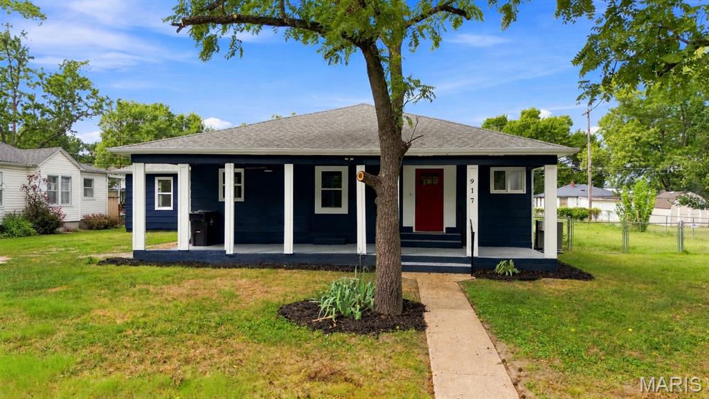 Photo of 917 W 2nd Street West Plains MO 65775