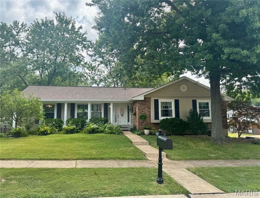 Photo of 7278 Hill Rose Court Oakville MO 63129