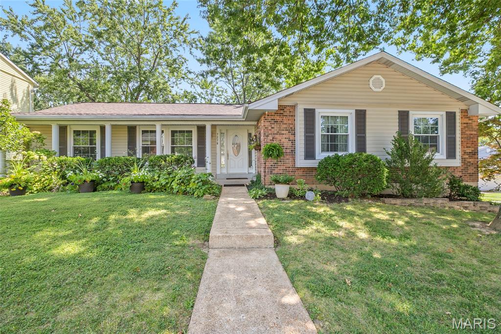 Photo of 7278 Hill Rose Court Oakville MO 63129