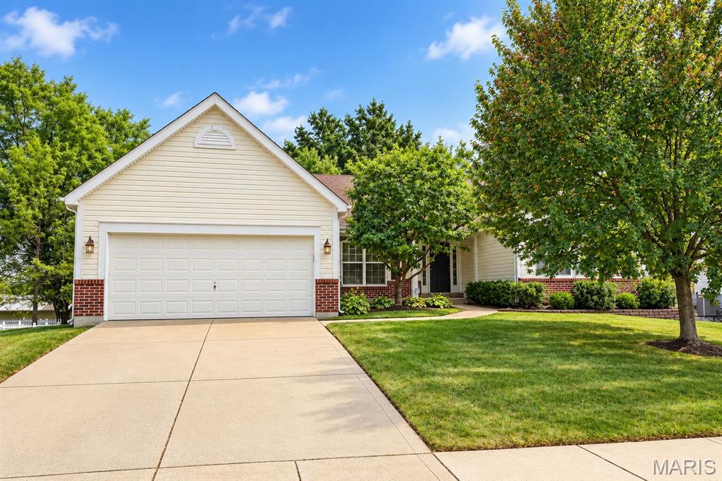 Photo of 155 Snake River Drive Dardenne Prairie MO 63368
