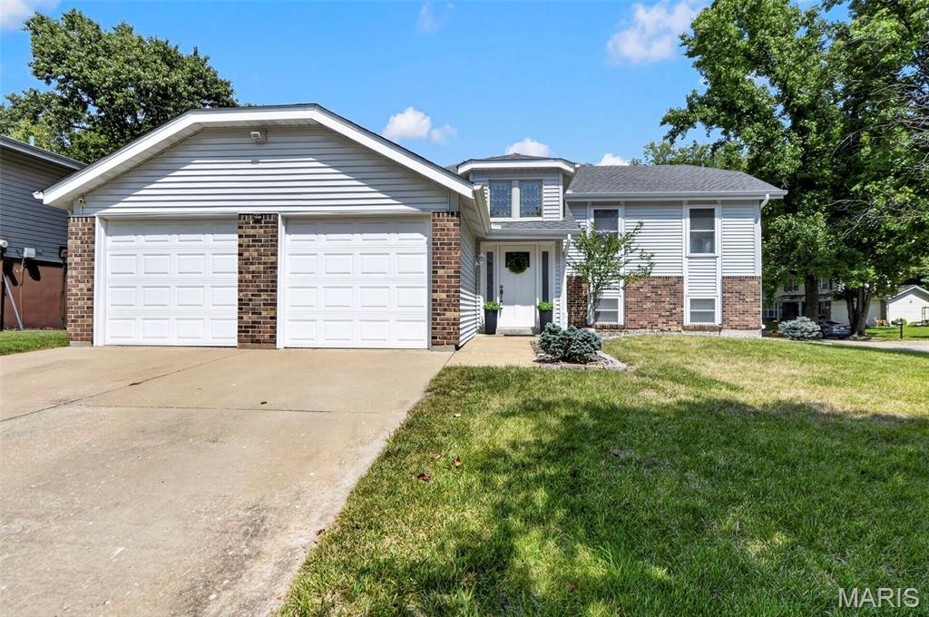 Photo of 12021 Cedar Lake Court Maryland Heights MO 63043