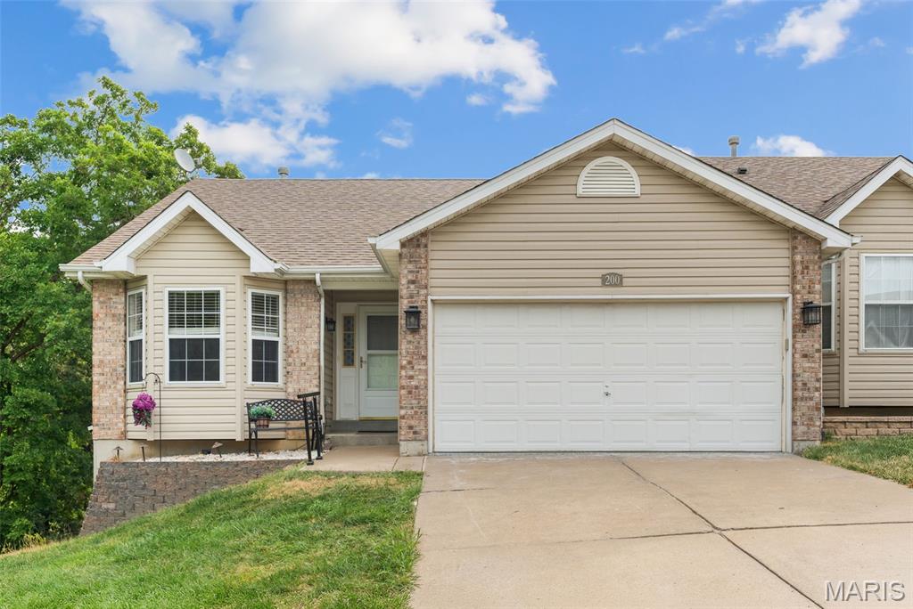 Photo of 200 Meadowview Drive Warrenton MO 63383