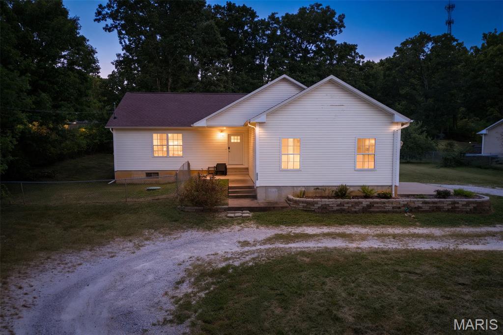 Photo of 2934 Marathon Drive De Soto MO 63020