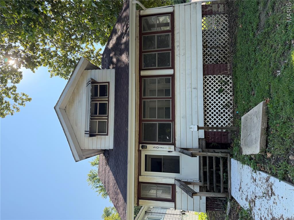 Photo of 301 Main Street Alton IL 62002