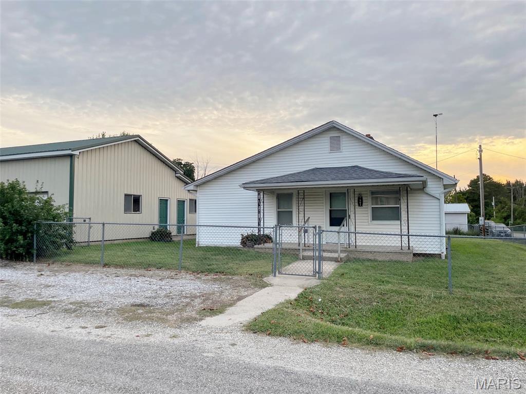 Photo of 721 Locust Street Edgar Springs MO 65462