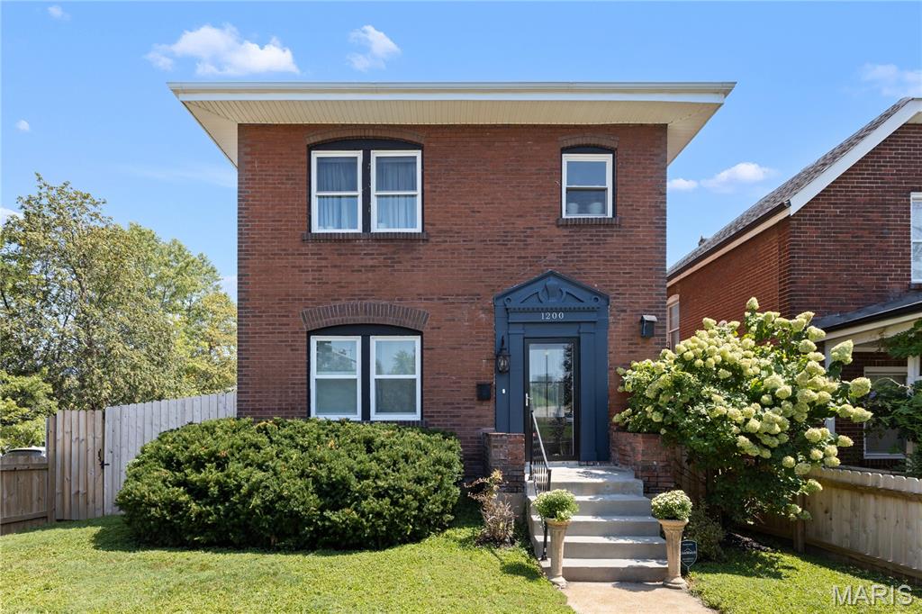 Photo of 1200 McCausland Avenue St Louis MO 63117