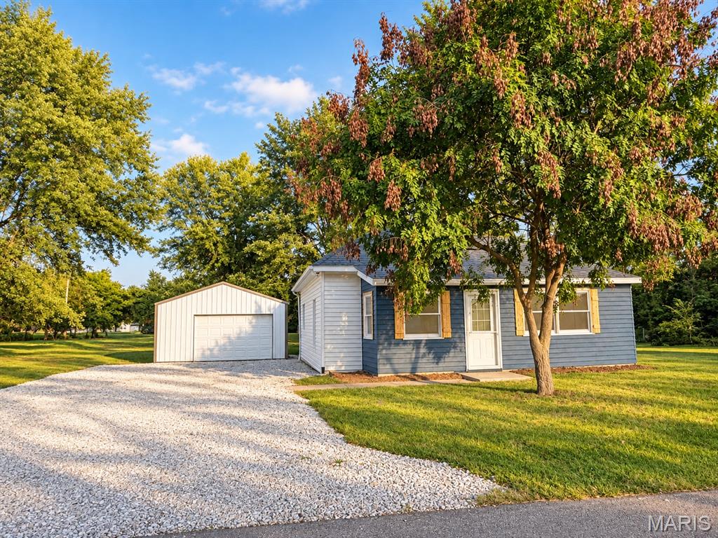 Photo of 306 Southwest St Madison MO 65263