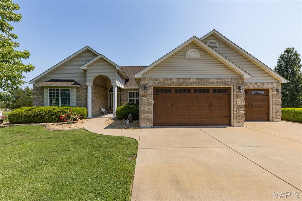 Photo of 223 Woodvine Court Farmington MO 63640