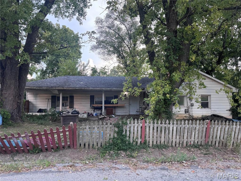 Photo of 94 Bethesda Drive Belleville IL 62223