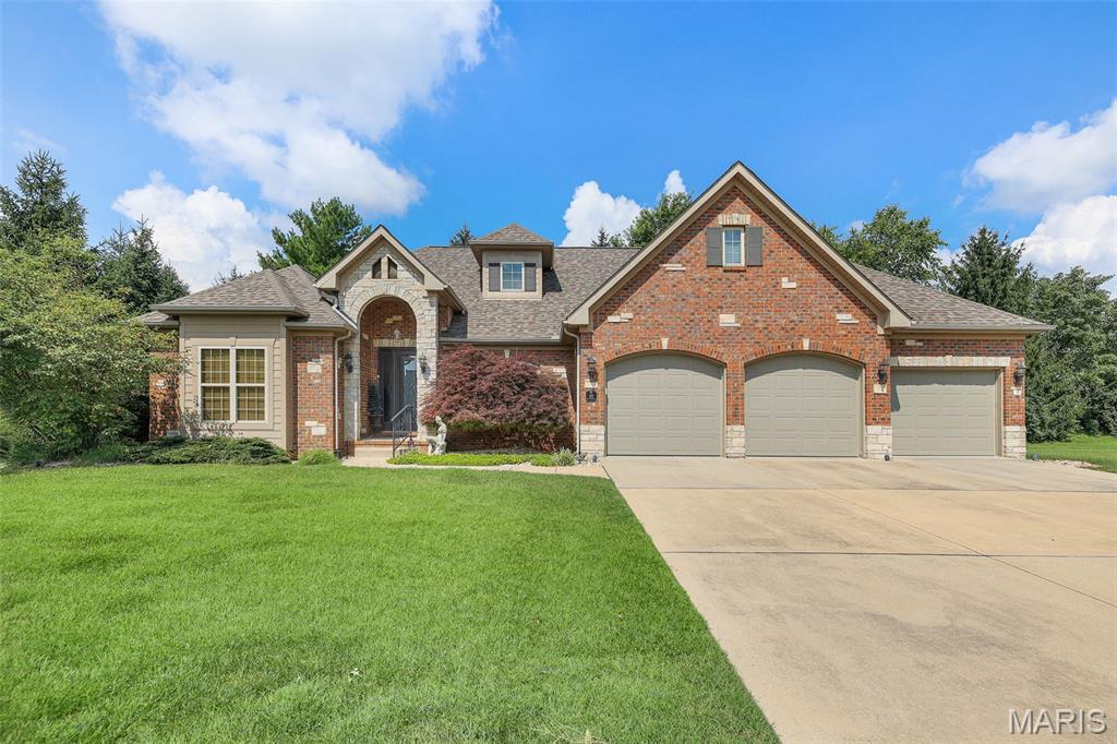 Photo of 101 Fountain Drive Glen Carbon IL 62034