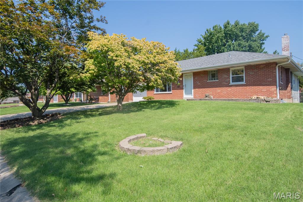 Photo of 5013 Stellamac Drive St Louis MO 63123