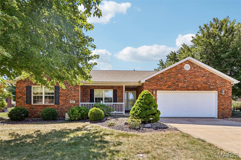 Photo of 1056 Lakeview Drive Breese IL 62230