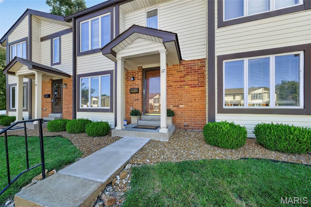 Photo of 12 New Hope Court Florissant MO 63033