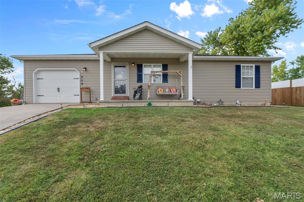 Photo of 909 Forest Avenue Perryville MO 63775