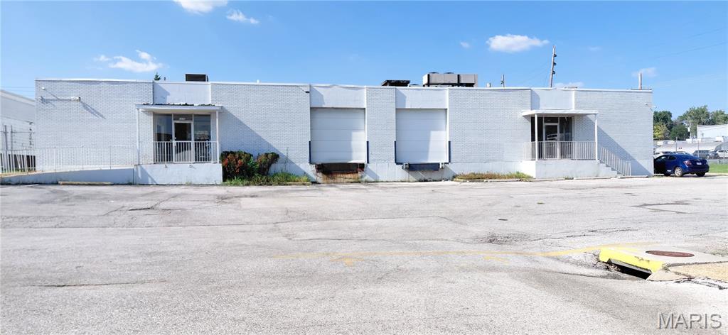 Photo of 1570 Page Industrial Court Overland MO 63132