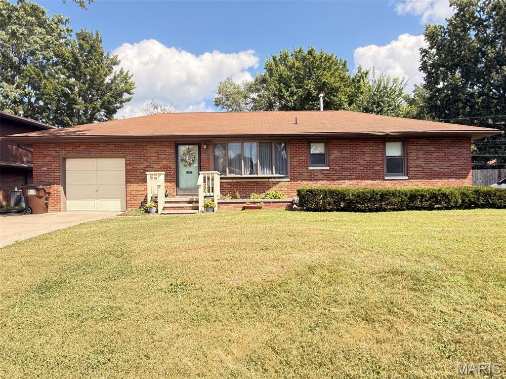 Photo of 142 Reno Avenue East Alton IL 62024