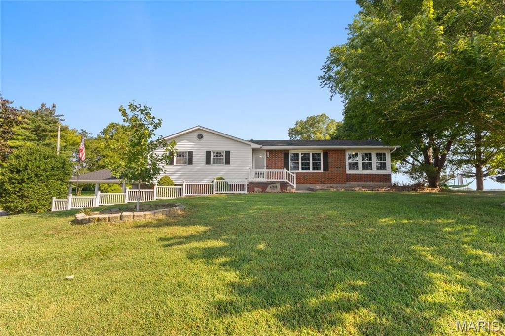 Photo of 157 W Mill Street Ruma IL 62278