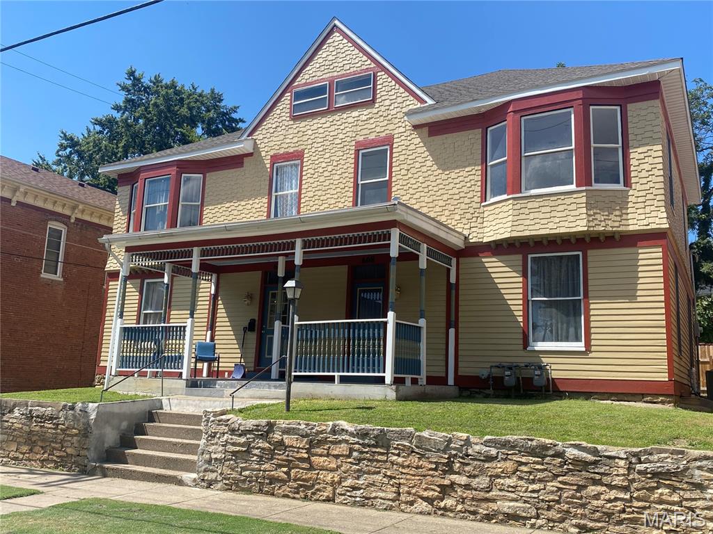 Photo of 608-610 Center Street Hannibal MO 63401