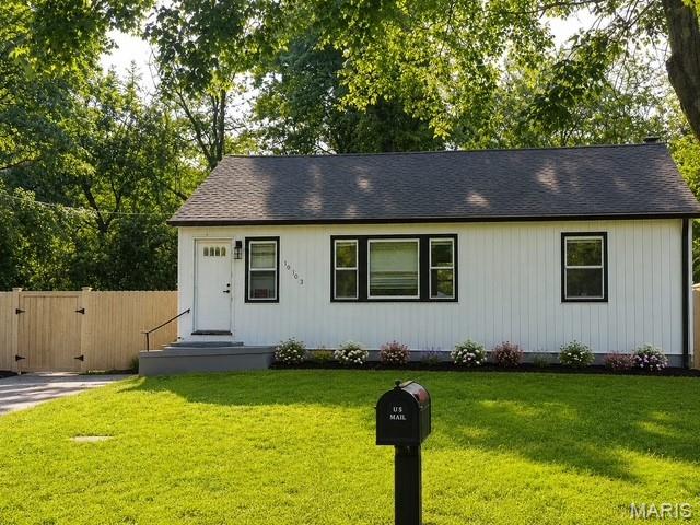 Photo of 10103 Mayfair Drive St Louis MO 63136