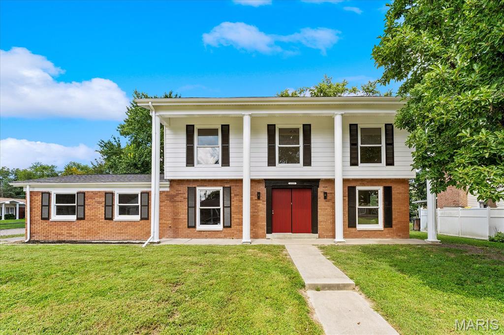 Photo of 1319 Springfield Drive Belleville IL 62221