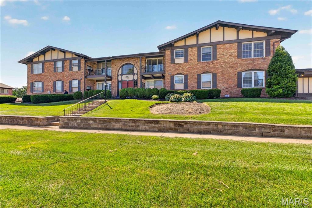 Photo of 11999 Villa Dorado Drive #F Unincorporated MO 63146