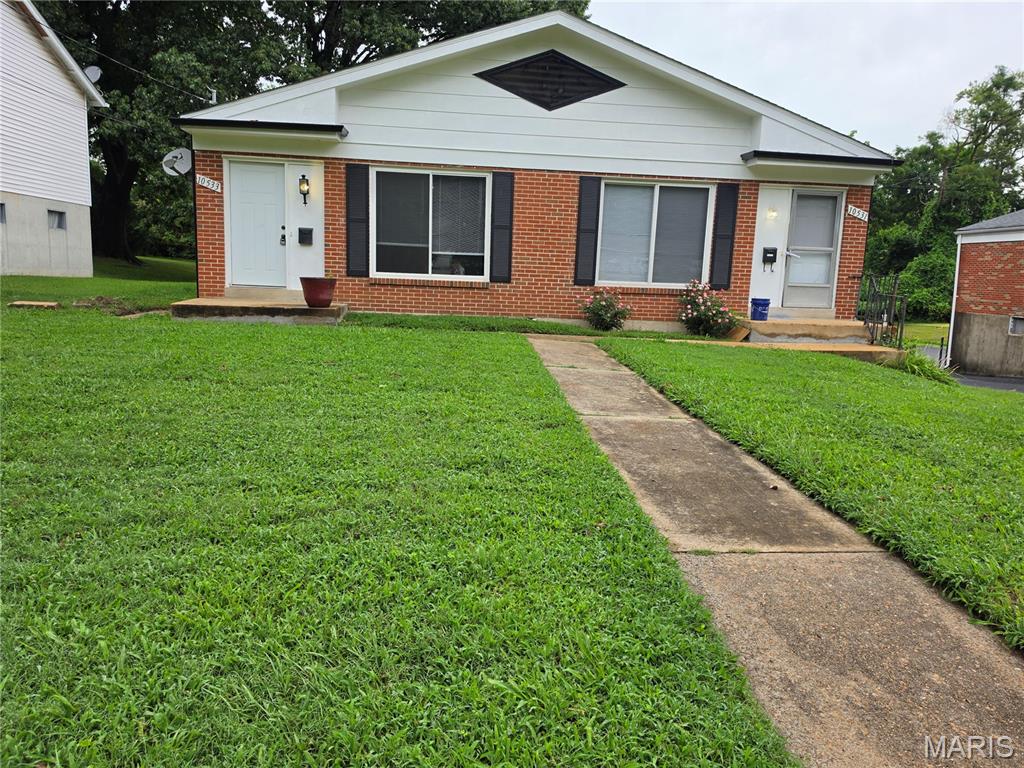 Photo of 10533 Hobday Avenue St Ann MO 63074
