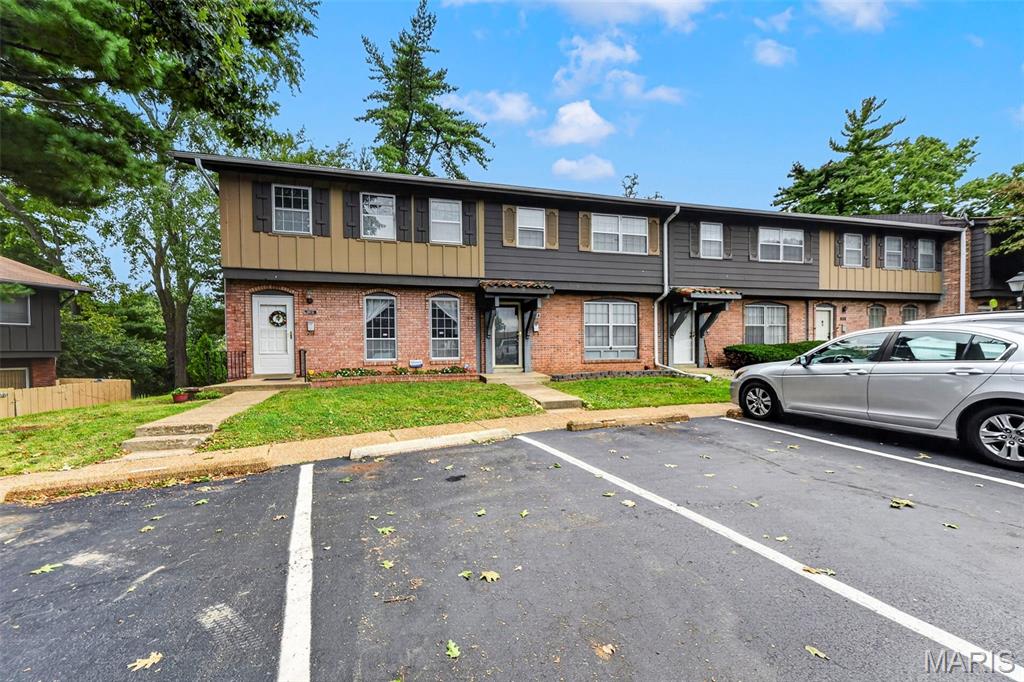 Photo of 8820 Santa Bella Drive Hazelwood MO 63042