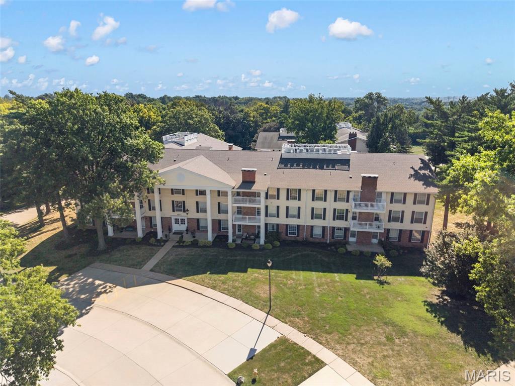 Photo of 1511 Hampton Hall Drive #18 Chesterfield MO 63017