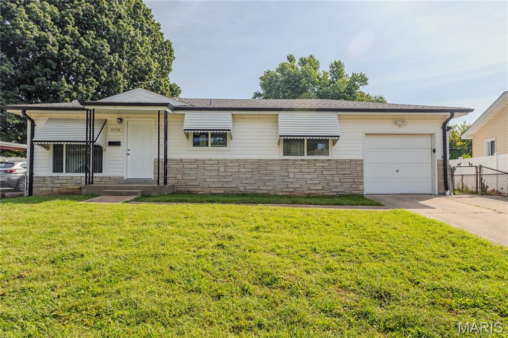 Photo of 6716 Lightwood Drive Hazelwood MO 63042