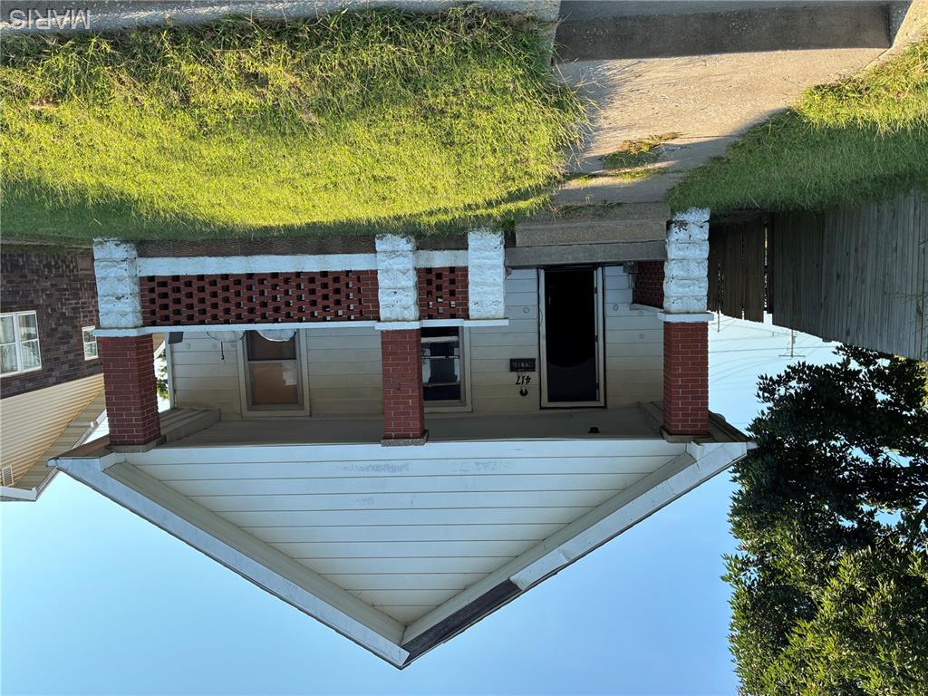 Photo of 417 E Saint Louis Avenue East Alton IL 62024