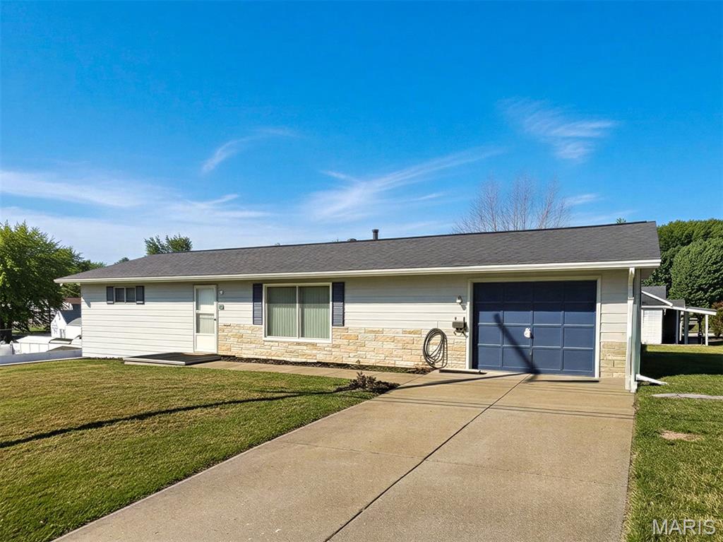Photo of 913 Vine Street Festus MO 63028