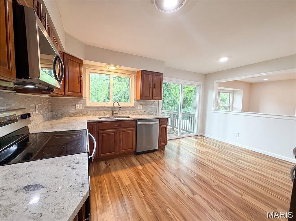 Photo of 207 Renaldo Drive Chesterfield MO 63017