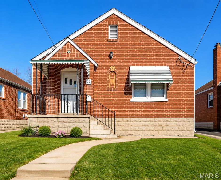 Photo of 227 W Loretta Avenue St Louis MO 63125
