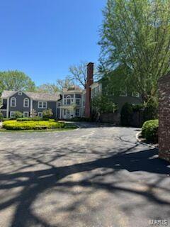 Photo of 10 Edgewood Road Ladue MO 63124