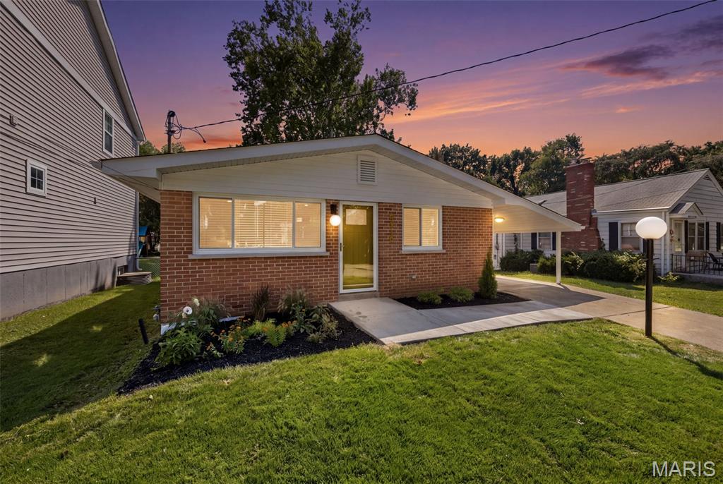 Photo of 8816 Bridgeport Avenue Brentwood MO 63144