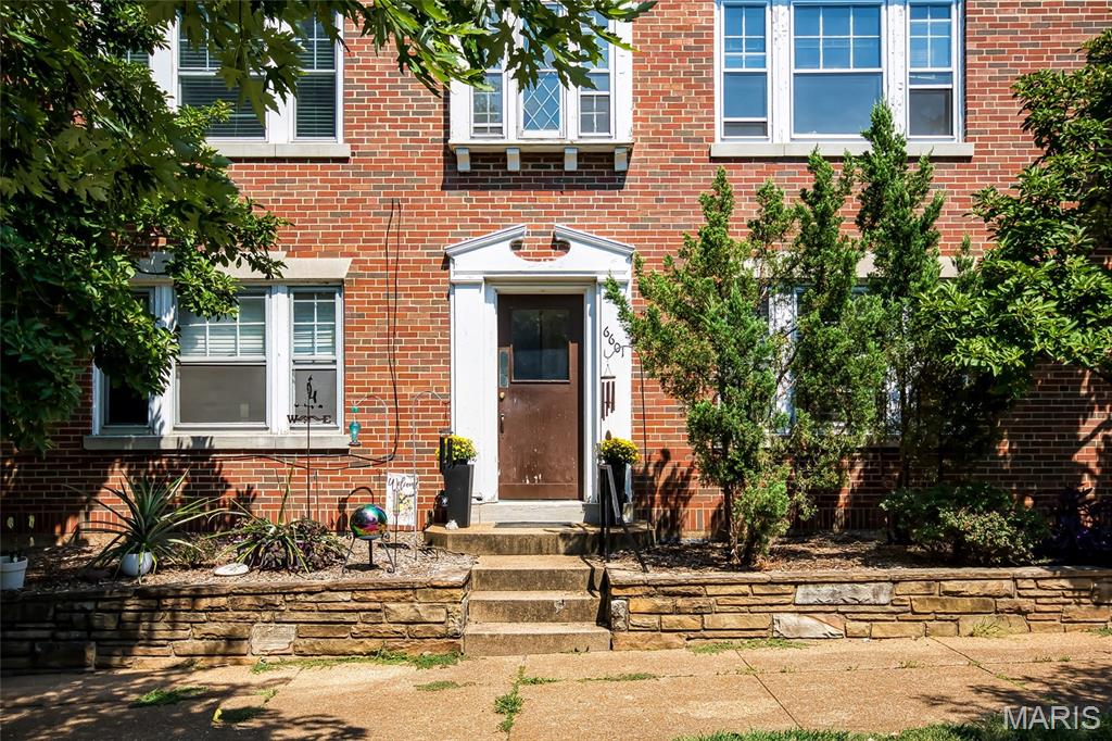 Photo of 6601 Alamo Avenue #2W Clayton MO 63105