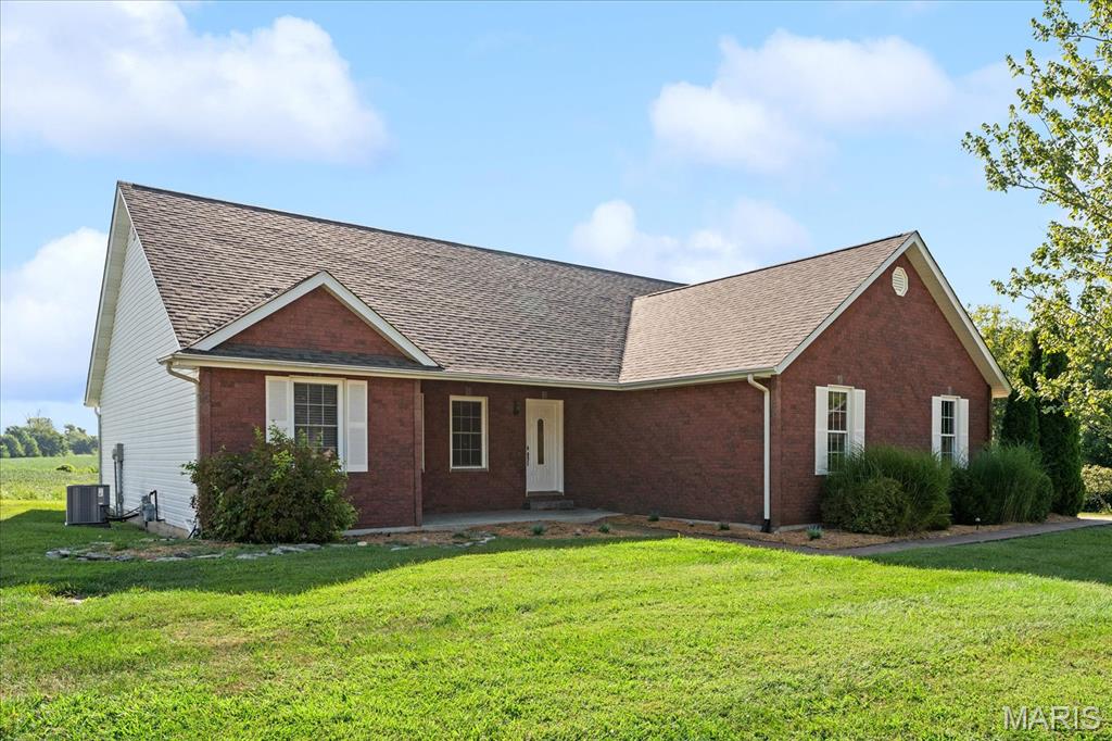 Photo of 4609 Fountain Brook Drive Waterloo IL 62298