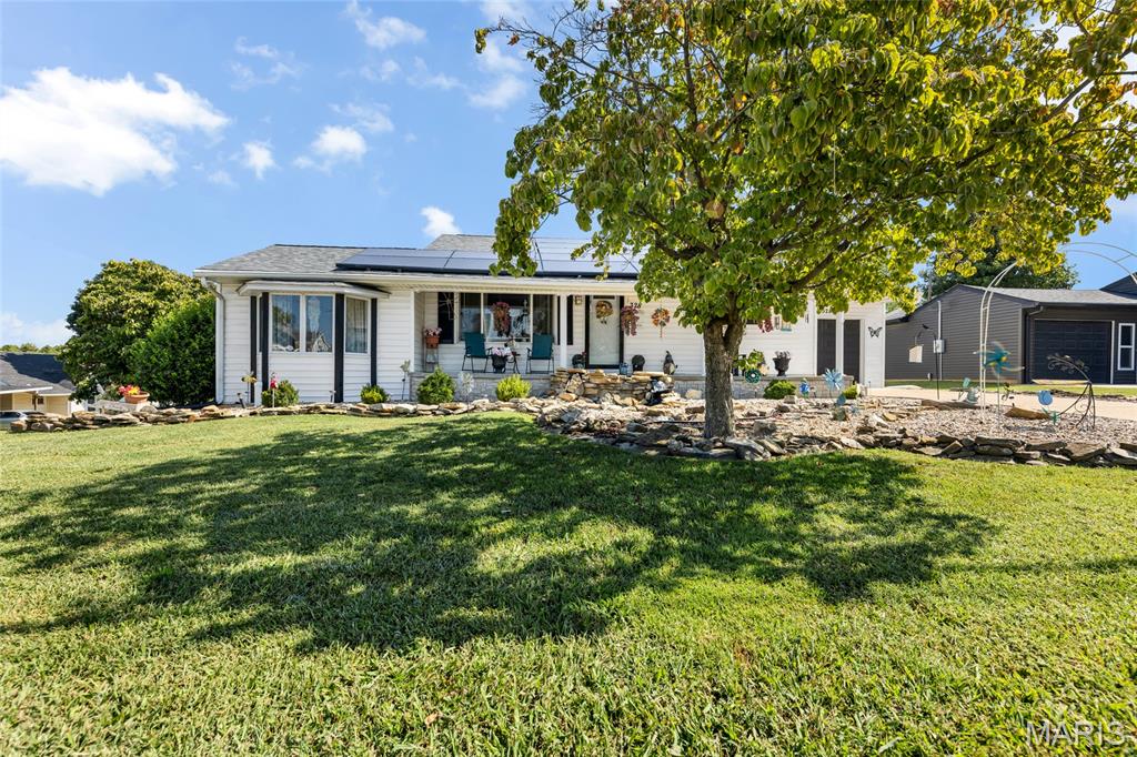 Photo of 328 Van Zant Street Chester IL 62233