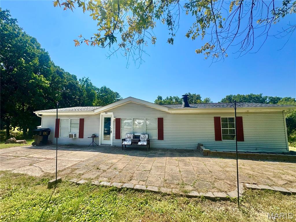 Photo of 154 Country Drive Winfield MO 63347