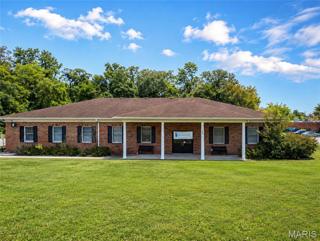 Photo of 28 N 64th Street Belleville IL 62223