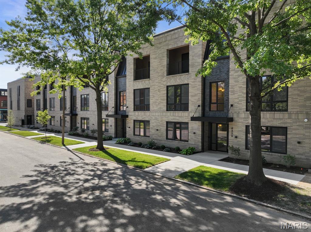 Photo of 1401 Tower Grove Avenue #1B St Louis MO 63110