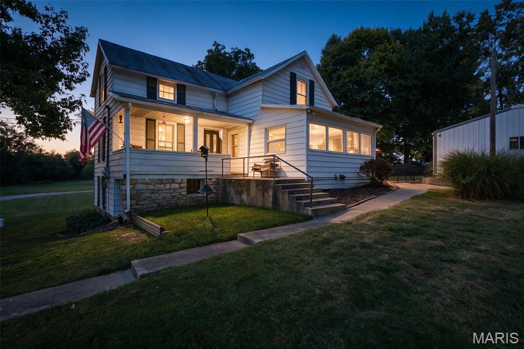Photo of 415 La Haye Street Ste Genevieve MO 63670