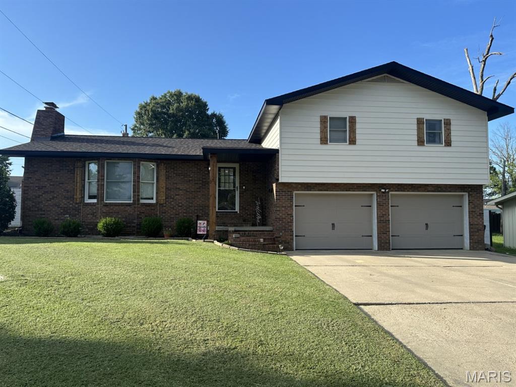 Photo of 1112 Meadow Lane Dexter MO 63841